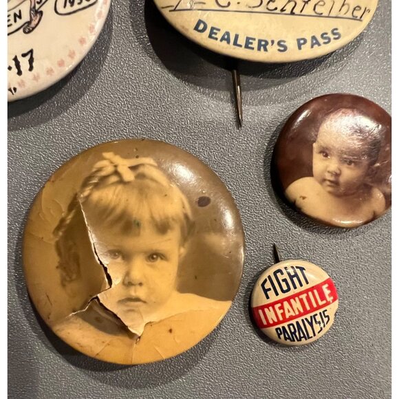 Vintage Lot Mix Lot of Metal Pinbacks, Antique Baby Picture Pin, 1920s, 40s, 50s - Picture 2 of 4